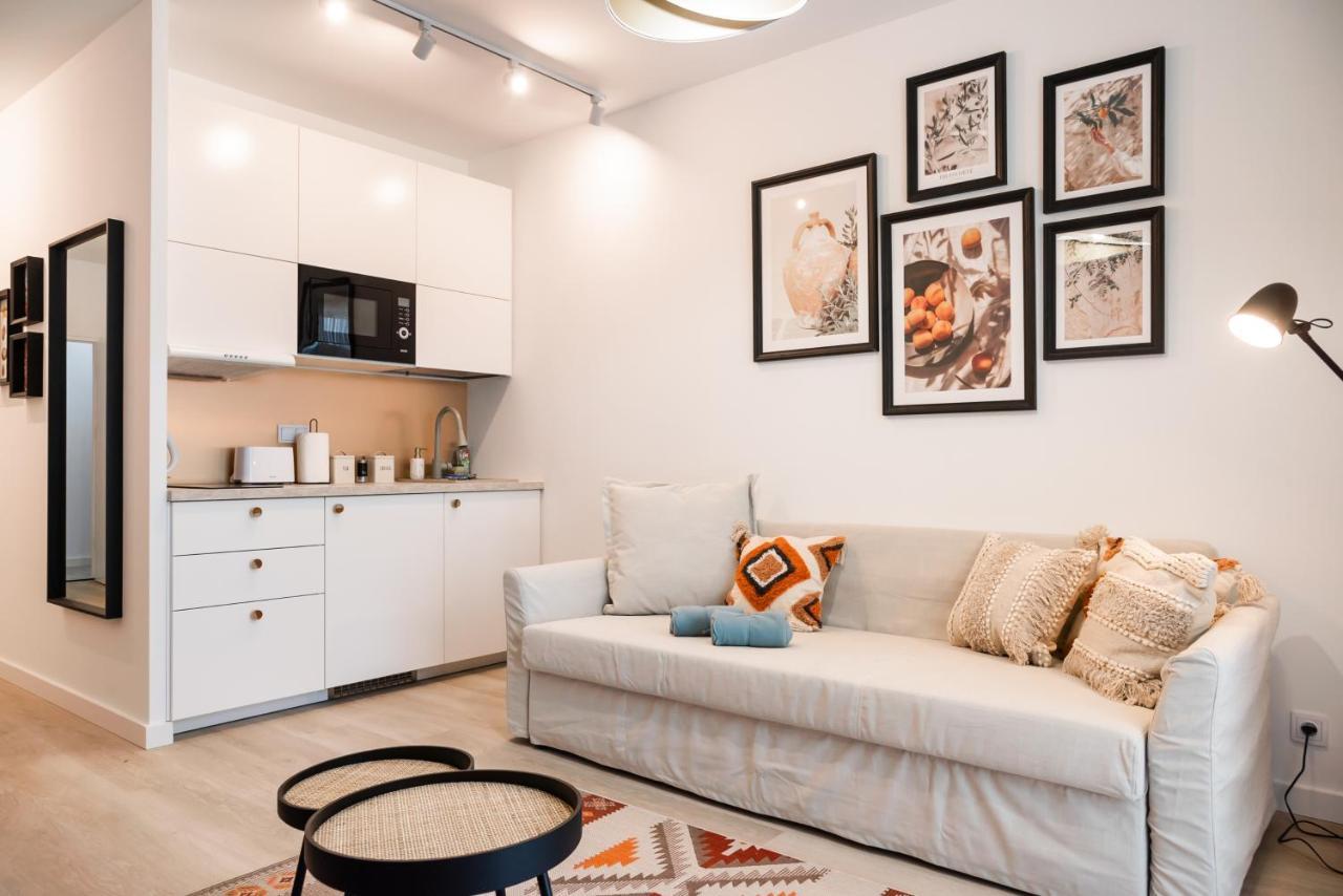 Wola Cosy White Apartment Warszawa Eksteriør bilde