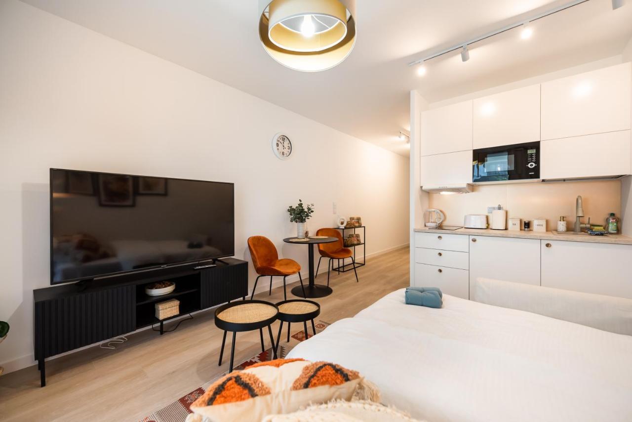 Wola Cosy White Apartment Warszawa Eksteriør bilde