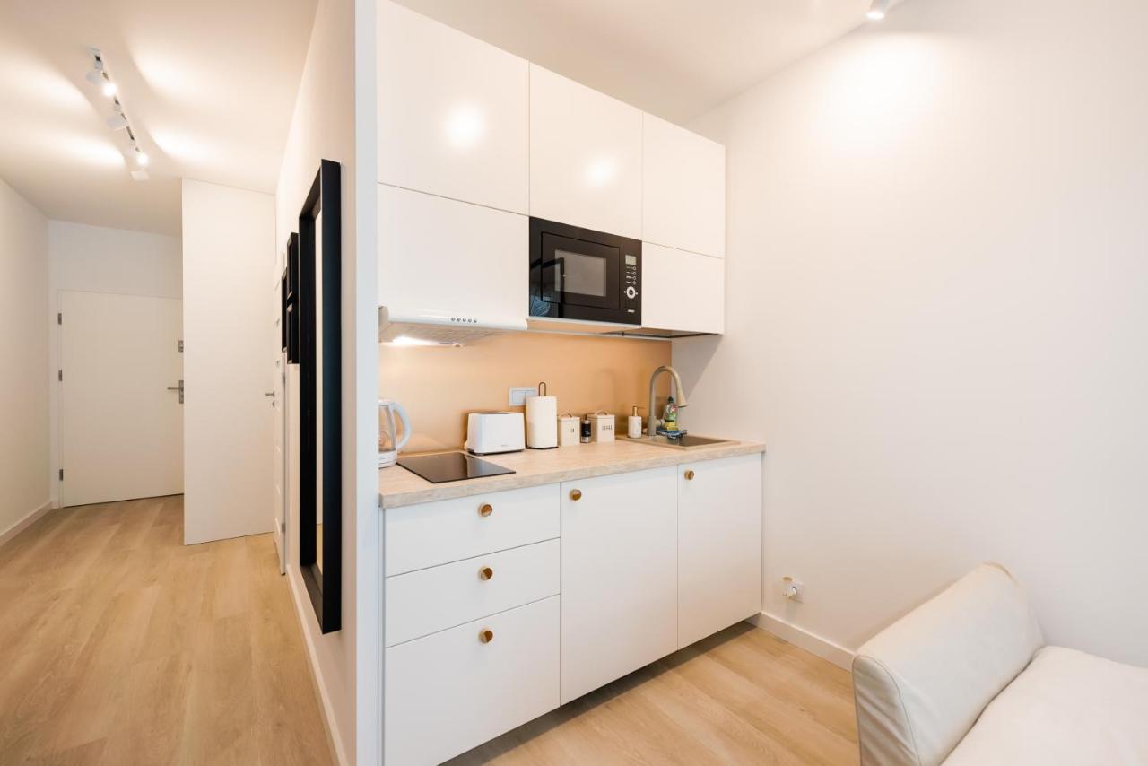 Wola Cosy White Apartment Warszawa Eksteriør bilde